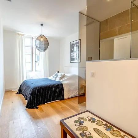 Luxe Centre St Tropez Apartment